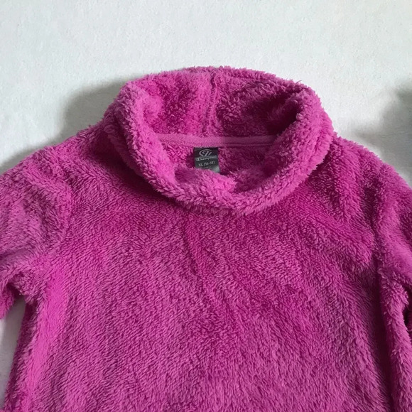 Champion C9 NWT Faux Fur Pullover Girls XL (16-18) - Picture 2 of 7